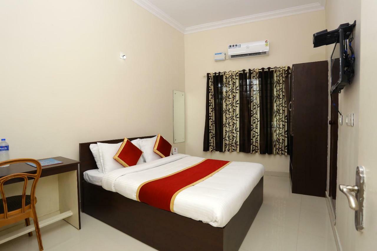 Oyo 9118 Saravana Inn Thiruvananthapuram Εξωτερικό φωτογραφία