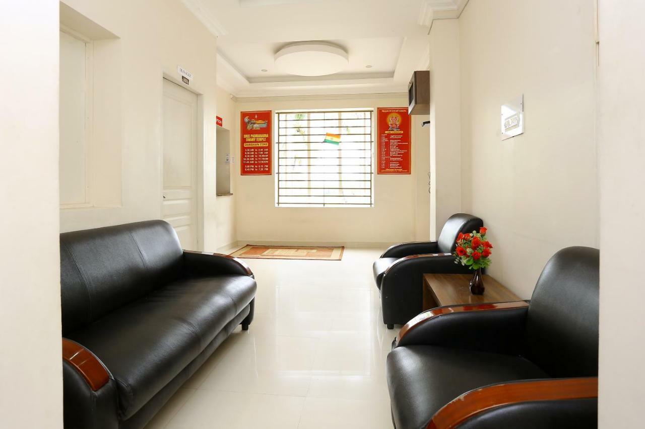 Oyo 9118 Saravana Inn Thiruvananthapuram Εξωτερικό φωτογραφία