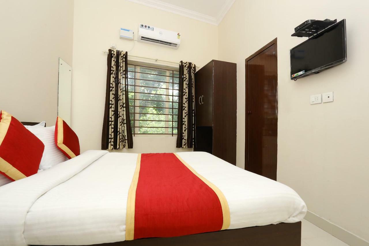 Oyo 9118 Saravana Inn Thiruvananthapuram Εξωτερικό φωτογραφία