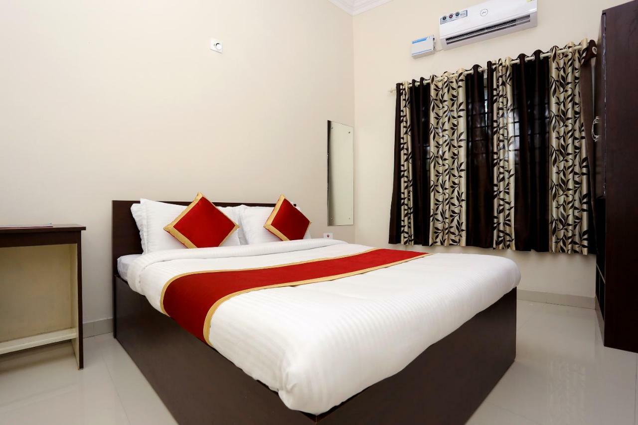 Oyo 9118 Saravana Inn Thiruvananthapuram Εξωτερικό φωτογραφία