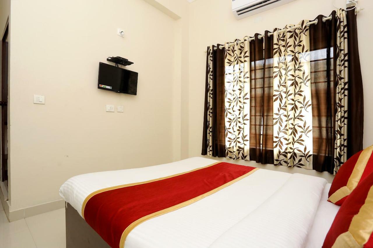 Oyo 9118 Saravana Inn Thiruvananthapuram Εξωτερικό φωτογραφία
